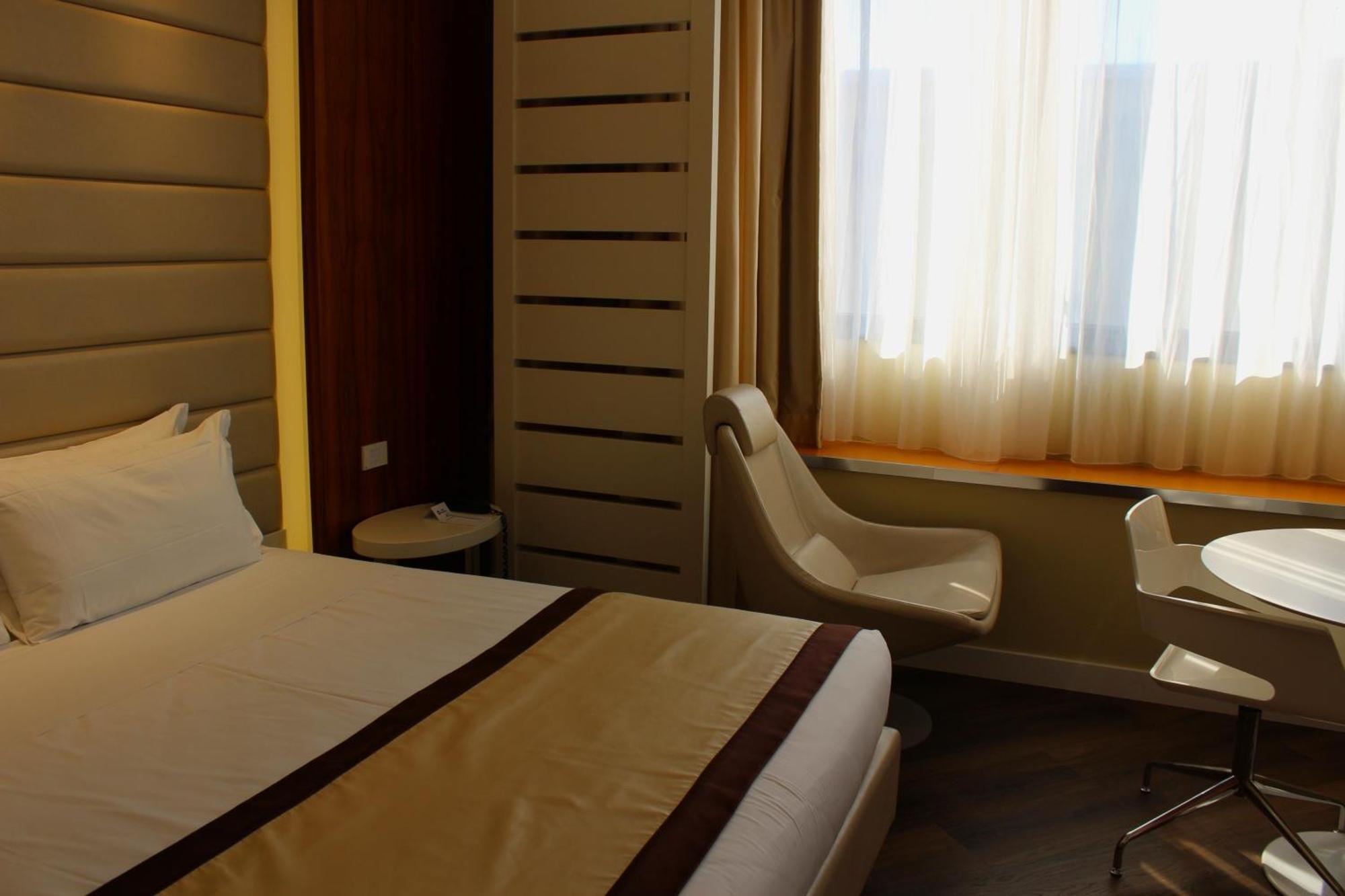Best Western Mirage Hotel Fiera Paderno Dugnano Exterior photo